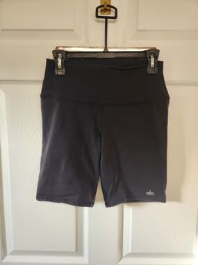 ALO Yoga | Shorts | 7 Highwaist Biker Short Blue Skies | Poshmark